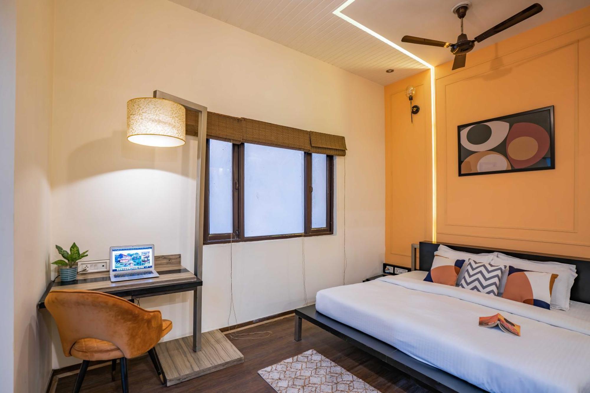 Хостел Zostel Delhi Нью-Дели Экстерьер фото